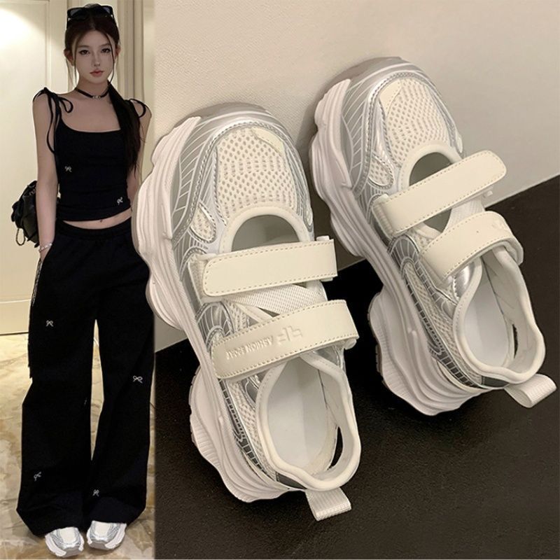 Outdoor Sport Outfit - メタリックシルバー中空アウトプラットフォームサンダル女性ダブルベルクロストラップメッシュ通気性厚いソールスポーツアウトドアウォーキングシューズ