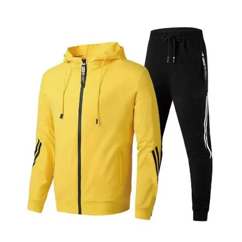 Outdoor Sport Is - ユニセックスストリートスポーツトラックスーツ。 ジップアップフード付きスウェットシャツ、印象的なサイドストライププリント、伸縮性のある足首までのジョガーパンツ、柔らかいニット素材。