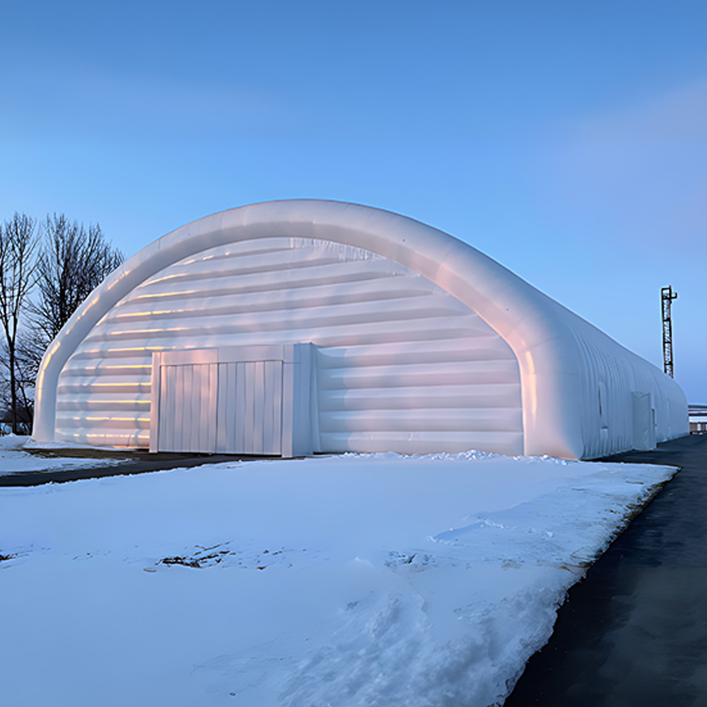 Outdoor Sports Hall - PVC防水ポータブル屋外巨大パーティーイベント展示ホールスポーツ用インフレータブルビルディングインフレータブルハンガートンネルテント